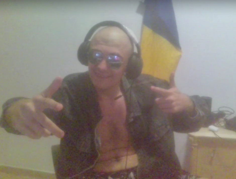 f3g34w2g43g4h4.png